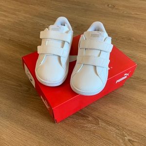 Brand New White Pumas For Kids Size 7C